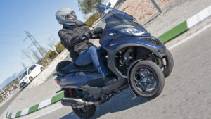 Prueba del Piaggio MP3 Sport Advance 500