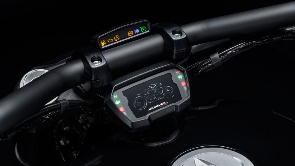 Ducati XDiavel Nera: edición limitada cargada de lujo 10 MY22 Ducati XDiavel Nera 031 UC365247 High