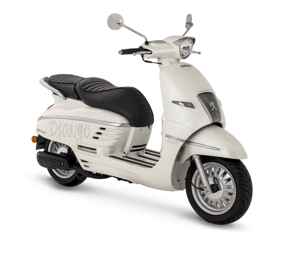 Estos son los precios y rivales del scooter para carnet B de coche QJ Motor LTR 125 24 Peugeot Django 125