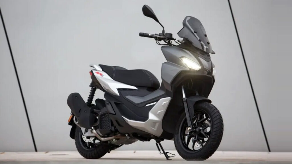 Qué motos y scooters 125 se han estrenado en 2022 9 Aprilia SR GT 125