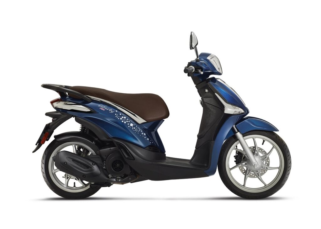 Piaggio Liberty Bacio Perugina: celebrando el centenario 11 02 Piaggio Liberty Baci Perugina