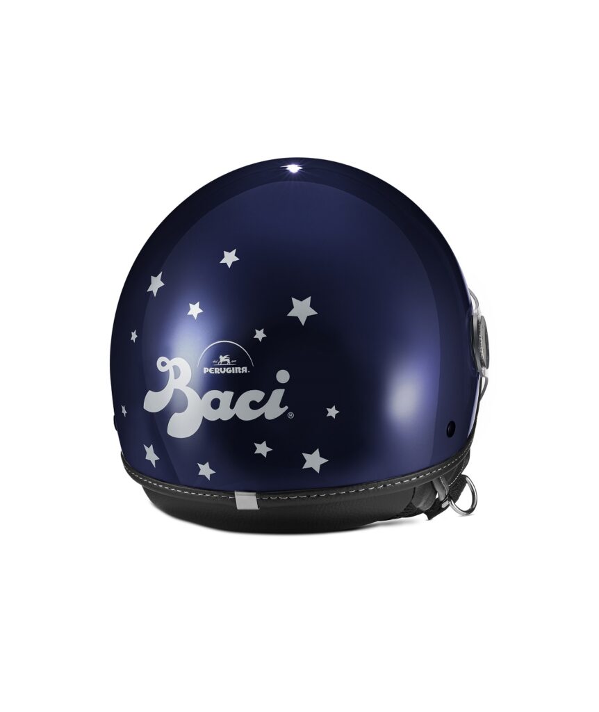 04 casco Piaggio Baci Perugina