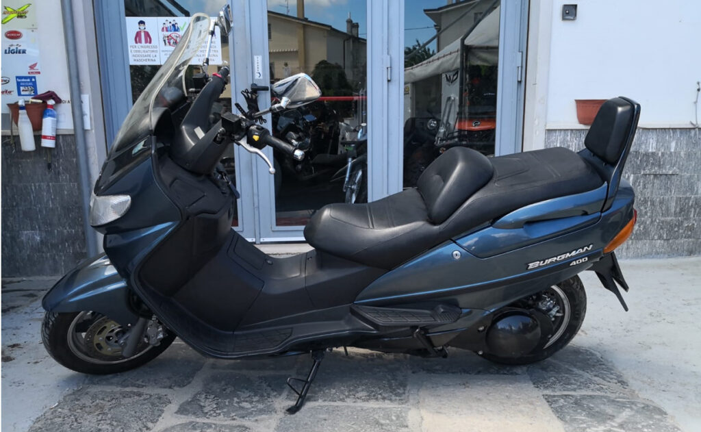 Las motos clásicas de la EGB y BUP en los años 90 17 Suzuki Burgman 400