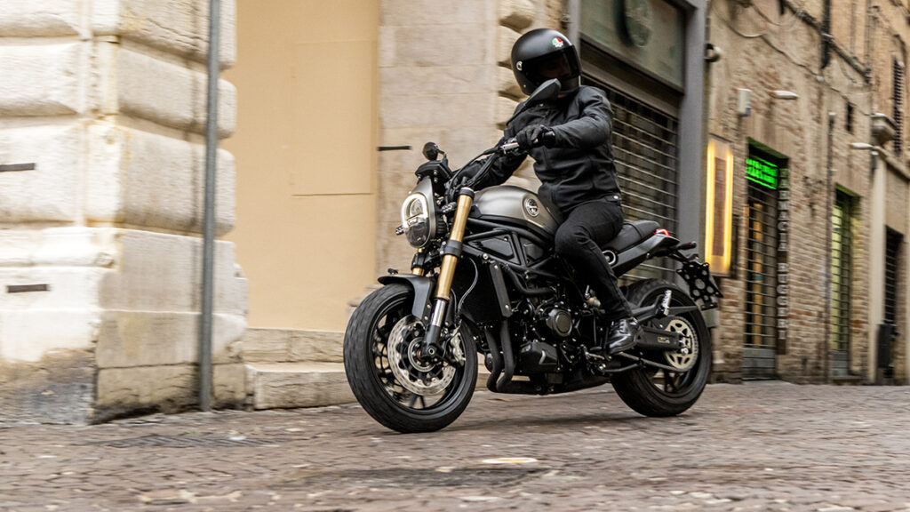 Novedades de Benelli en 2022 11 Benelli Leoncino 800