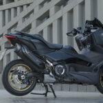 Yamaha TMAX 2022