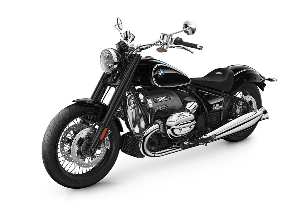 Cuáles son las motos con los motores más "gordos" 17 BMW R 18