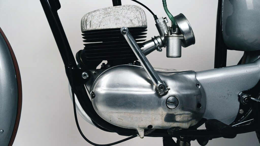 Bultaco Tralla 101, el origen de todo 10 Bultaco Tralla101 motor