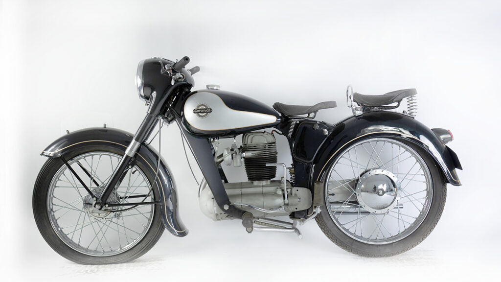 Las marcas de motos españolas que no sabías ni que habían existido: Premeta, Coronat, Mavisa, Osca... 10 CORONAT 200