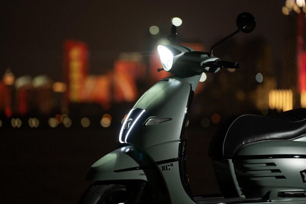 Peugeot Django Shadow: estilo urbano y aventurero 13 DJANGO Shadow 012