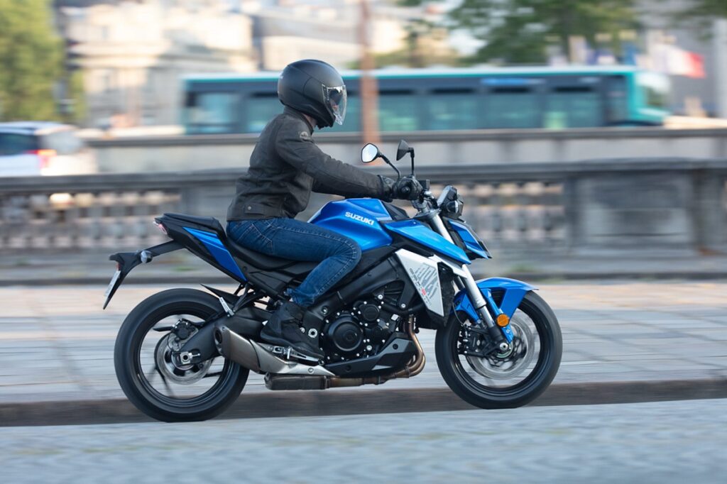 Suzuki GSX-S950