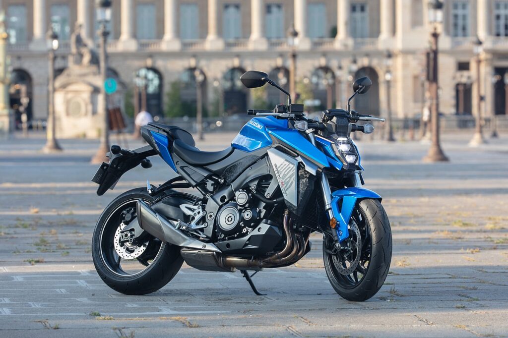 Suzuki GSX-S950: la naked definitiva 5 GSX S950 estatica 2