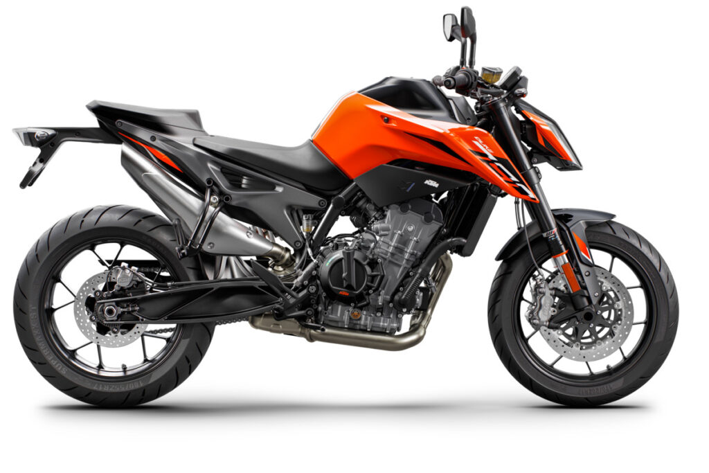 Chollo KTM 790 Duke 2023: quickshifter gratis y desde 79 euros al mes 10 KTM 790 Duke 2023
