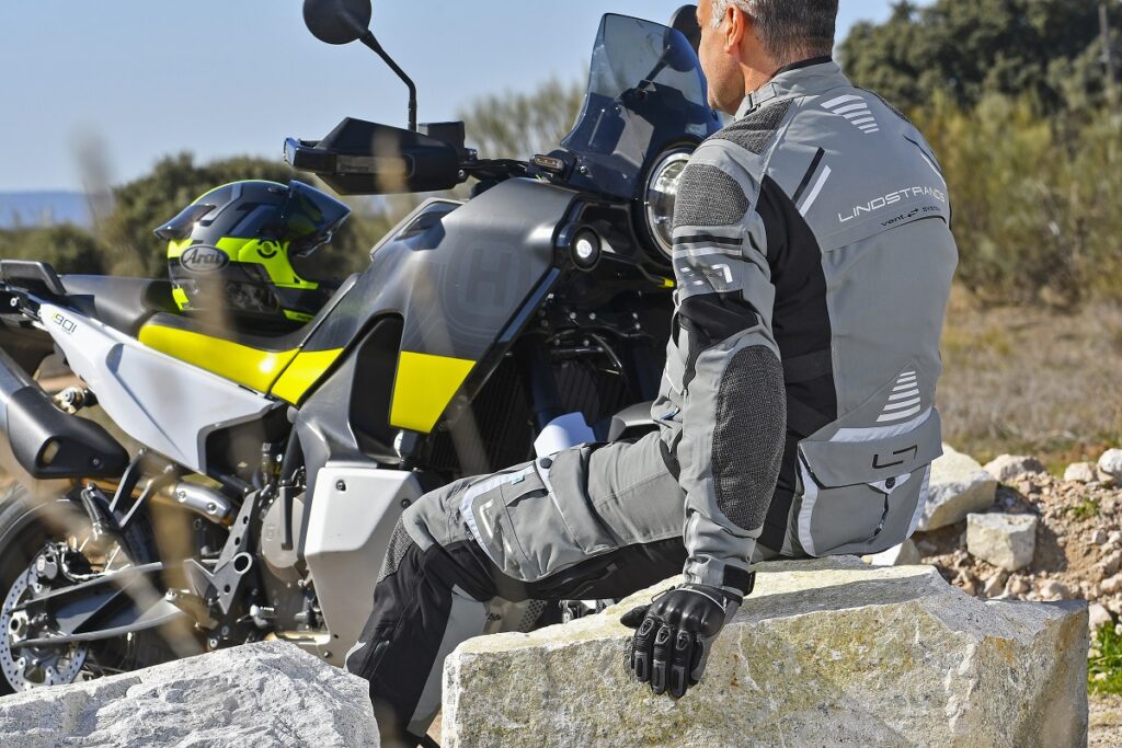 Equipamiento motorista sales