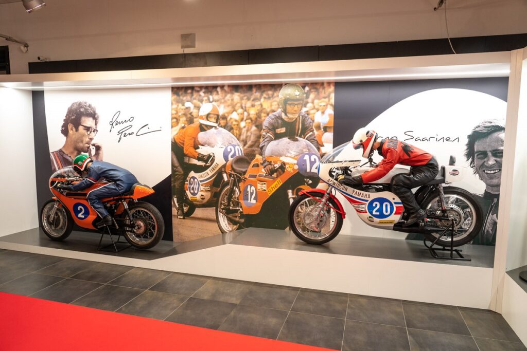 Museo "Moto Dei Miti" de Genesio Bevilacqua: una parrilla legendaria 14 Pasolini Saarinen tributo espacio