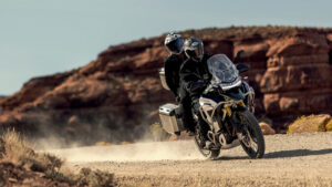 Fotos de la Triumph Tiger 1200 Rally Explorer y Triumph Tiger 1200 Rally Pro 2023