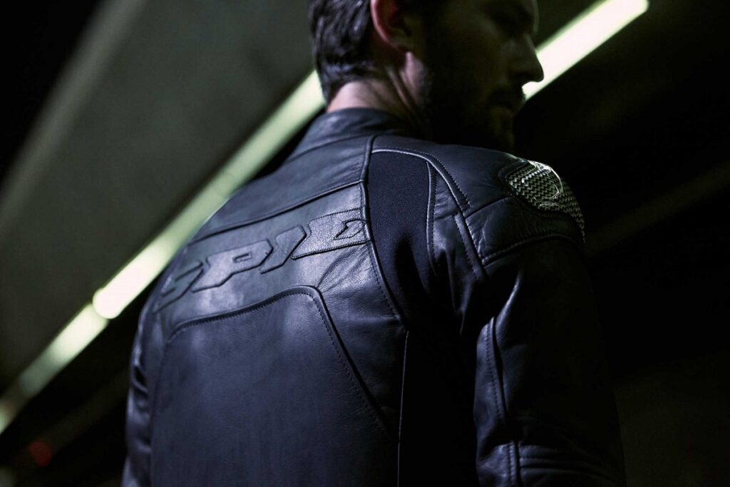 Nivel máximo de equipamiento en moto: más es mejor 11 chaqueta spidi rebel piel