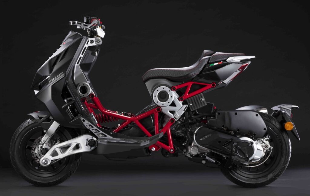 Italjet Dragster: el scooter más deportivo del mercado 11 italjet dragster 125 200 2
