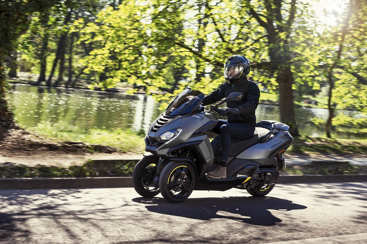 Peugeot Metropolis: potentes ofertas para la gama francesa de scooter de 3 ruedas 8 Peugeot Metropolis 2022