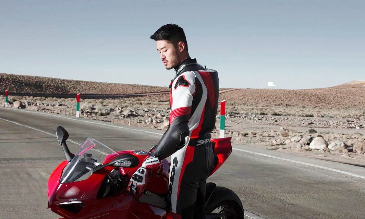 Nivel máximo de equipamiento en moto: más es mejor 8 spidi sport warrior apertura