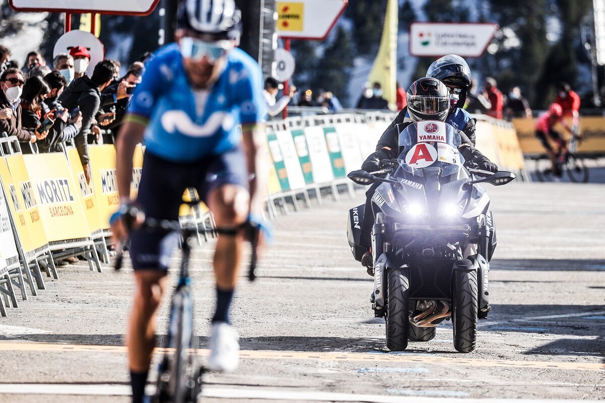 Yamaha Niken: vuelve a rodar en La Volta Ciclista Catalunya 2022 1 yamaha niken vuelta ciclista cataluna 1