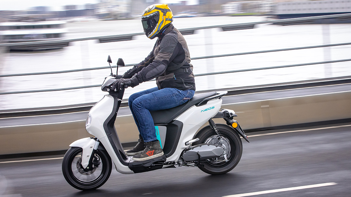 Motos eléctricas: el primer scooter japonés 100 % eléctrico para el mercado europeo