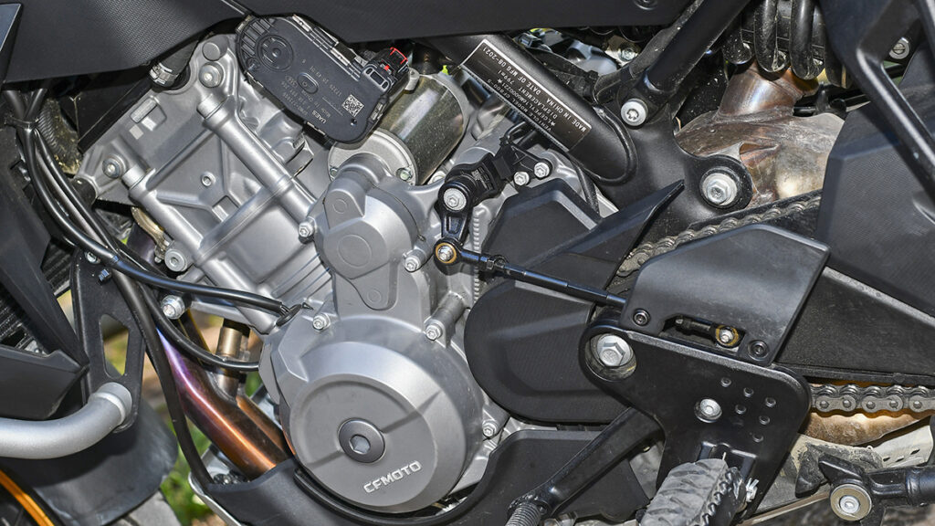 Prueba CF Moto 800 MT: la trail china con tecnología de KTM 9 CFMoto 800MT 4