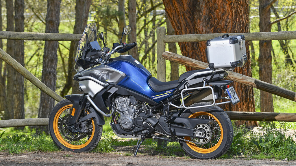 Prueba CF Moto 800 MT: la trail china con tecnología de KTM 7 CFMoto 800MT 5