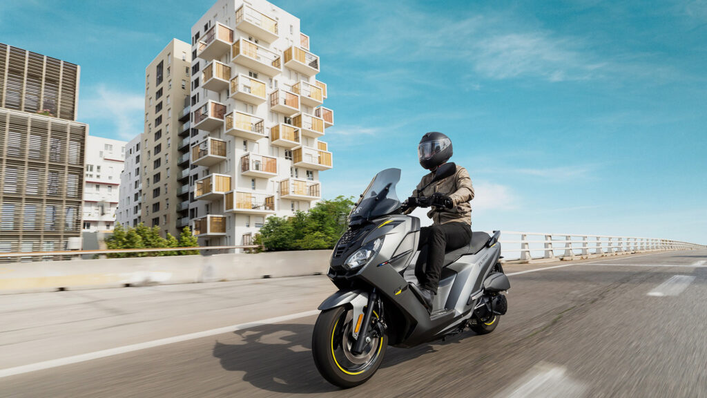Llega a España la versión Euro5 del Peugeot Pulsion 125 10 peugeot-pulsion-125-euro5-2022