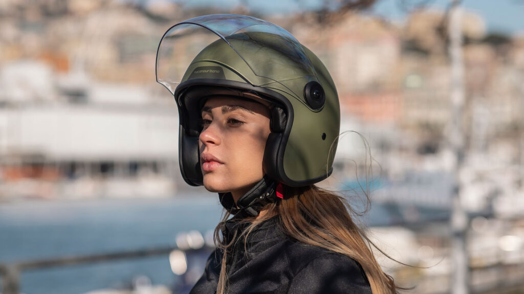 Disfruta del buen tiempo con las nuevas prendas de Tucano Urbano 11 NDP TUCANOURBANO VIVELAMOTO ELFAST 1