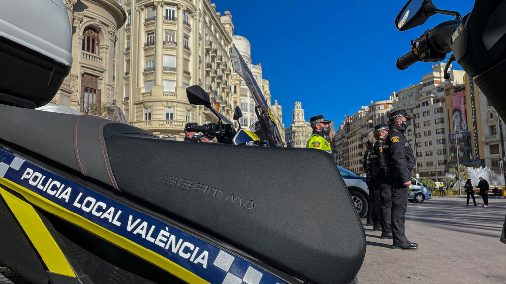 Seat Mó continúa su expansión electrificando las ciudad de Valencia y la isla de Ibiza 11 seat-mo-electrica-valencia-ibiza