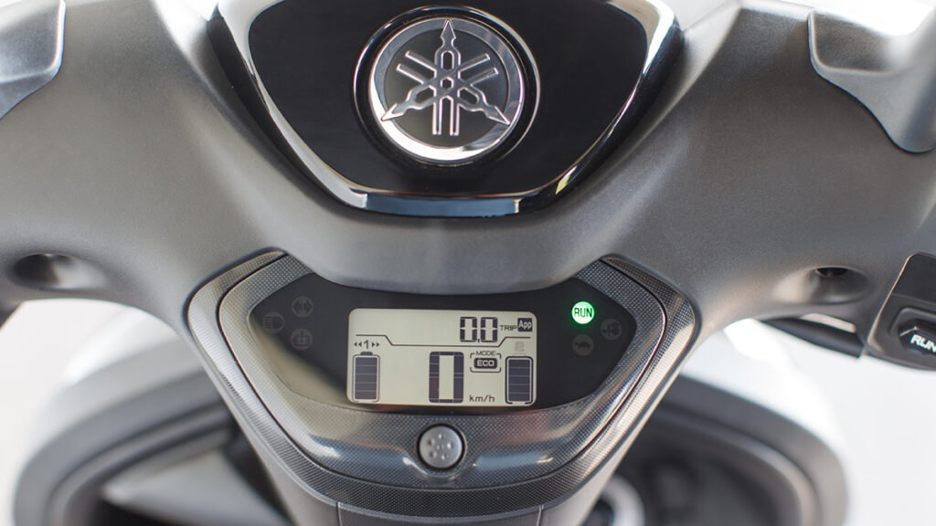 Motos eléctricas: el primer scooter japonés 100 % eléctrico para el mercado europeo 19 Yamaha Neos 2022 1 3