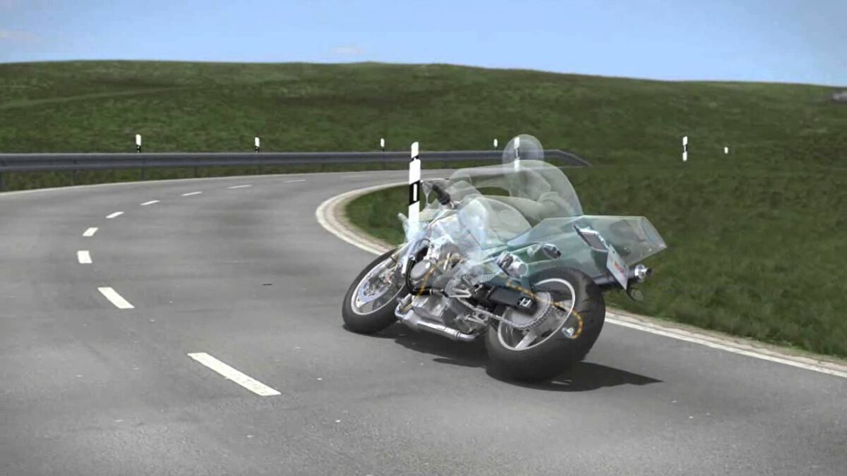 Bosch quiere democratizar el control de tracción y anuncia que ya está trabajando en reducir los costes de esta tecnología 1 Control tracción moto