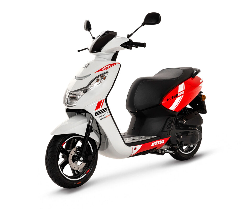 Peugeot presenta dos nuevas versiones del Kisbee y el Speedfight 9 Foto Kisbee Motul 1