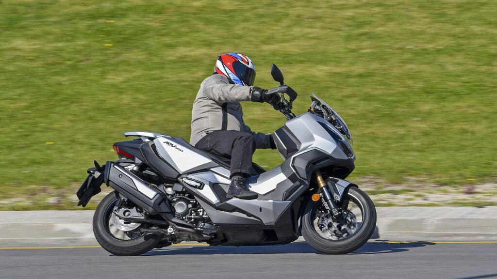 Prueba Honda ADV 350: más que una cara bonita 11 HONDA ADV350 1