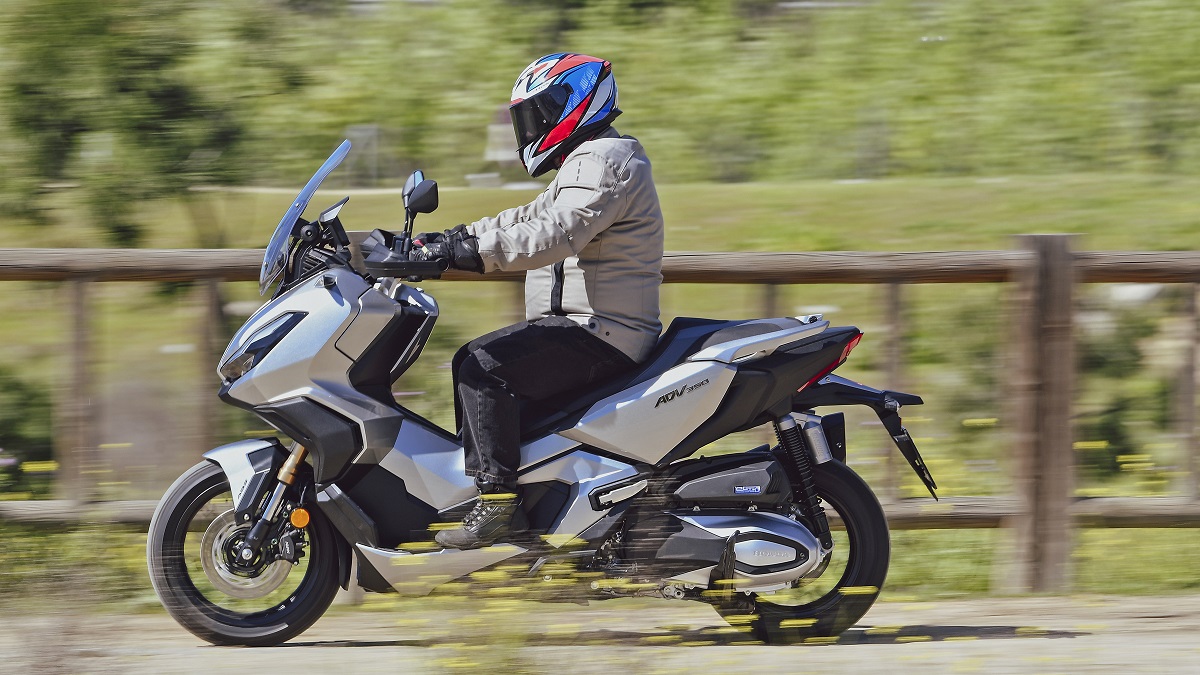 Honda ADV 350, el scooter SUV perfecto para el carnet A2, un chollo para moverte por ciudad