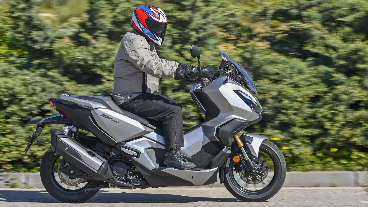 5 scooter para carnet A2 rivales del nuevo Honda ADV350