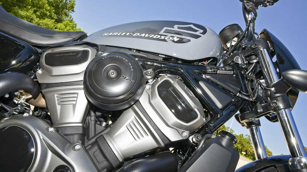 Prueba Harley-Davidson Nightster: Trampantojo americano 12 Harley Davidson Nightster 11