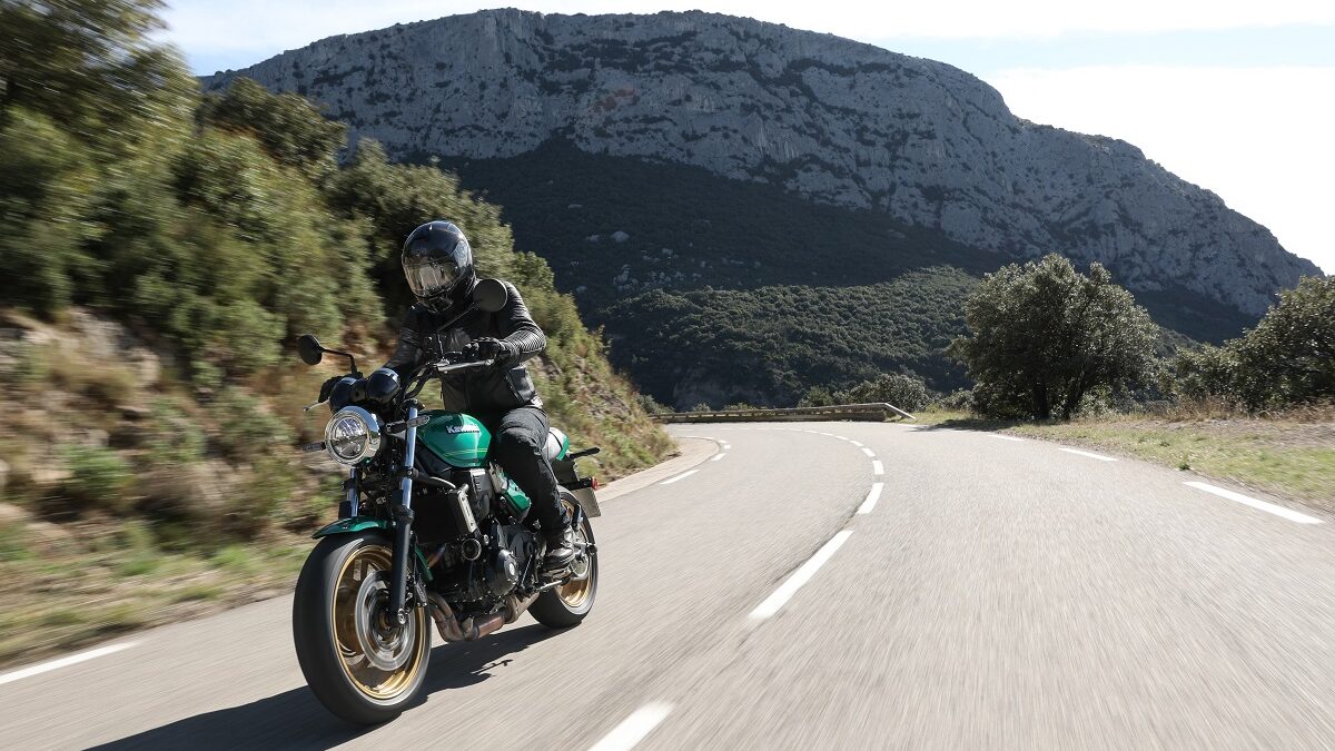 La moto que te robará el corazón y la razón 16 Kawasaki Z650RS 12 edited
