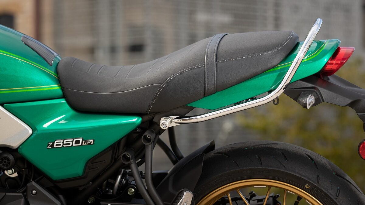 La moto que te robará el corazón y la razón 14 Kawasaki Z650RS 6 edited