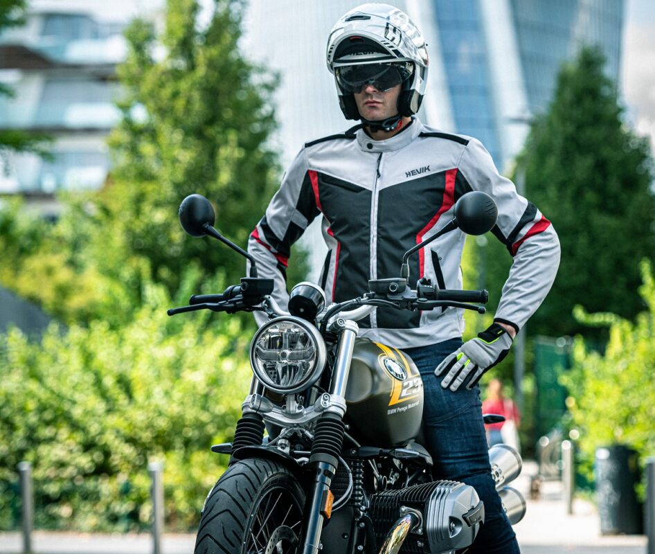 Chaqueta moto de entretiempo Vega: polivalencia con frío, lluvia o calor