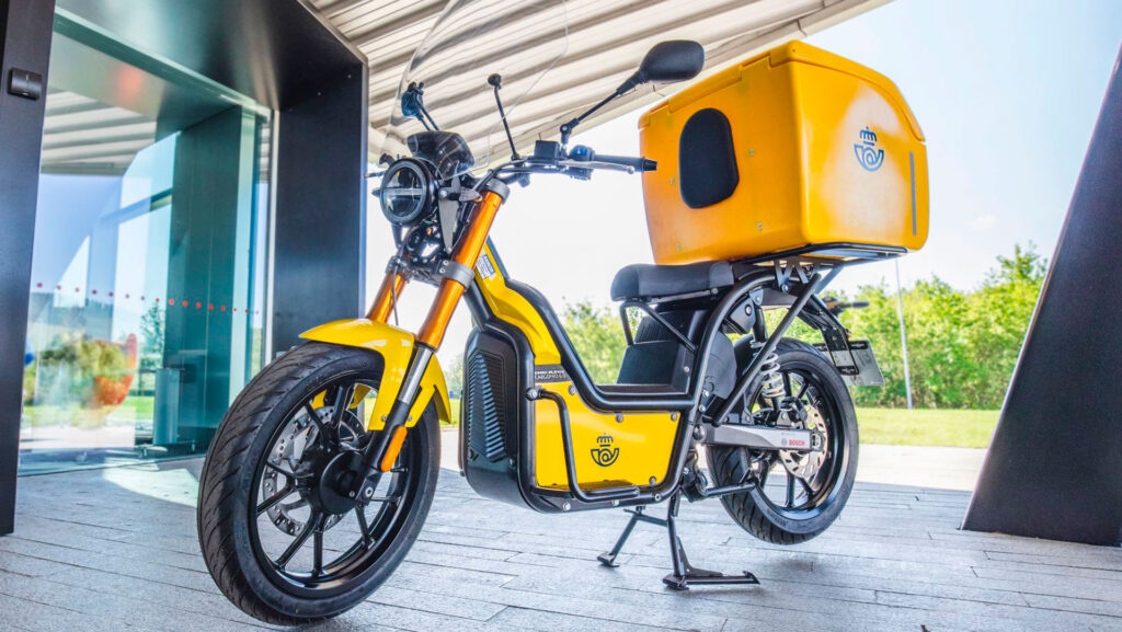Scooters de 125 más vendidos: éste es el líder de ventas en abril 8 NUUK Flota Correos 2