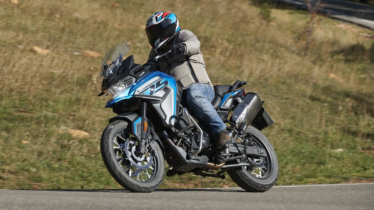 Motos trail: un modelo totalmente moderno, pero con el sabor de siempre 1 Voge 650 DS-X