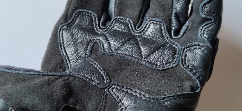 Cómo elegir los mejores guantes de moto para el verano 17 guante de verano palma refuerzos