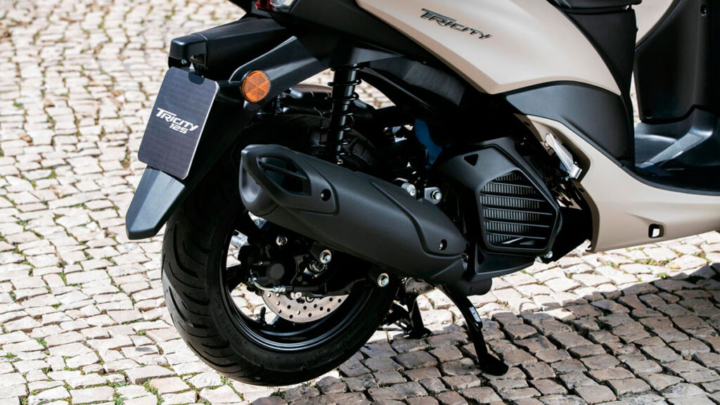 Yamaha Tricity 125 2022: Por qué un scooter de tres ruedas y de 125 cc tiene sentido 12 yamaha-tricity-125-2022