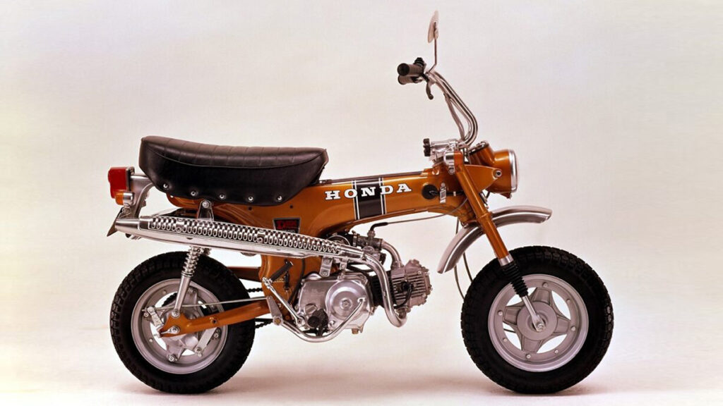 Honda DAX ST50-70 1969