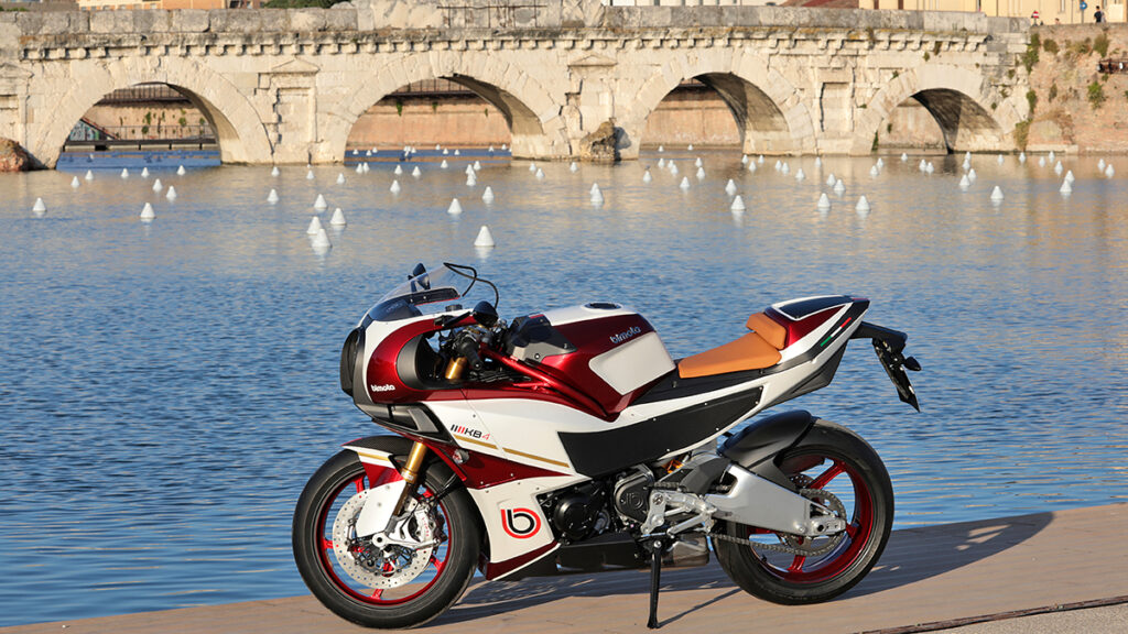 Prueba Bimota KB4: Superturismo de lujo 19 BIMOTA KB4 14