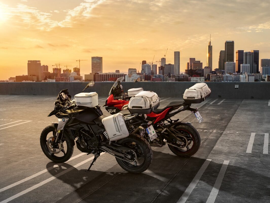 BMW Motorrad presenta Urban Collection 2022 apertura