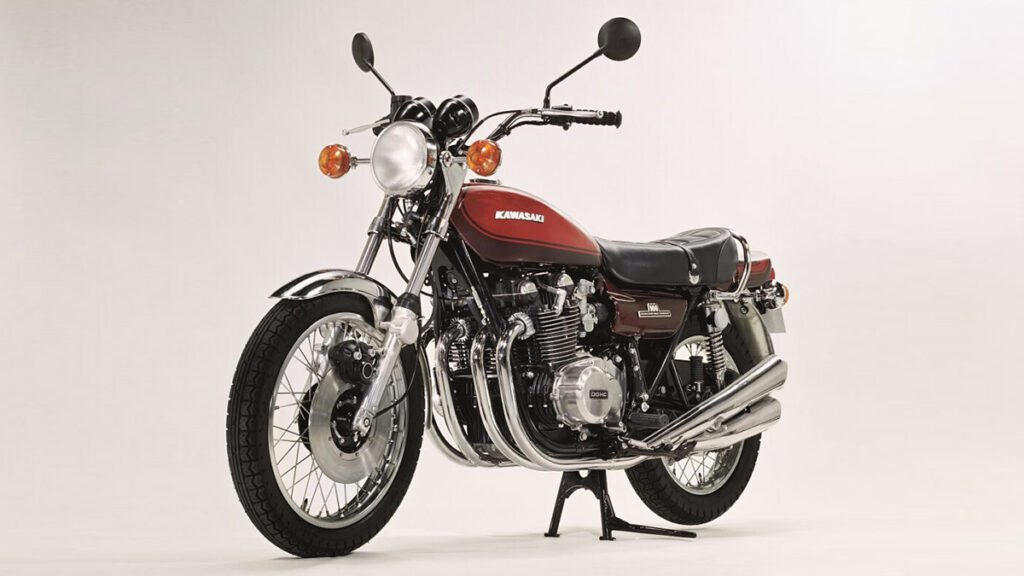 Motos clásicas: 7 modelos de Kawasaki que son auténticas joyas 11 Kawasaki Z1 2 1 1024x870 1