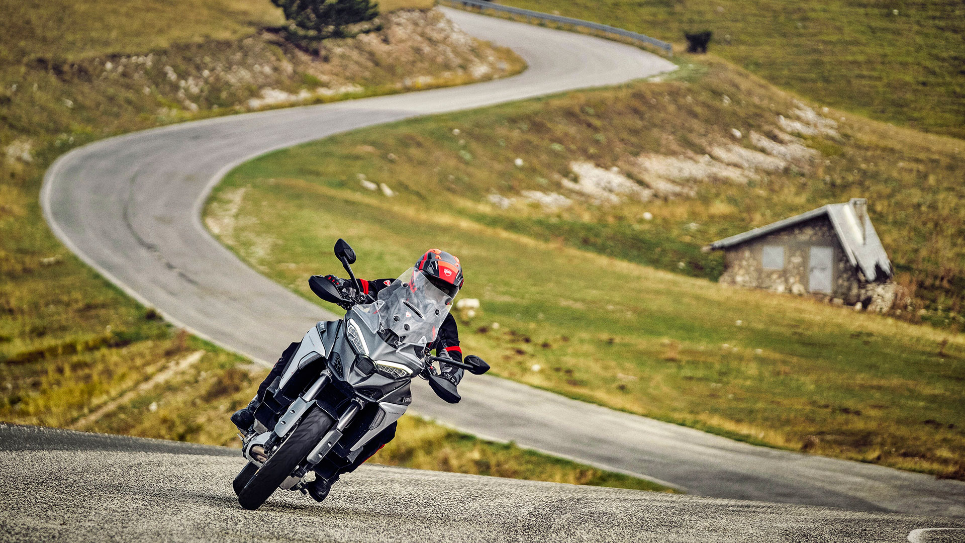 Dainese Riding Masters: aprende los fundamentos básicos de carretera, offroad y circuito 6