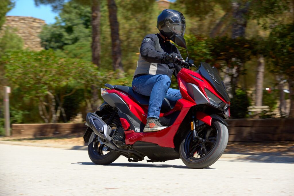 Prueba SYM Jet X 125: Calidad Xtra 15 SYM JET X 125 ABS 12
